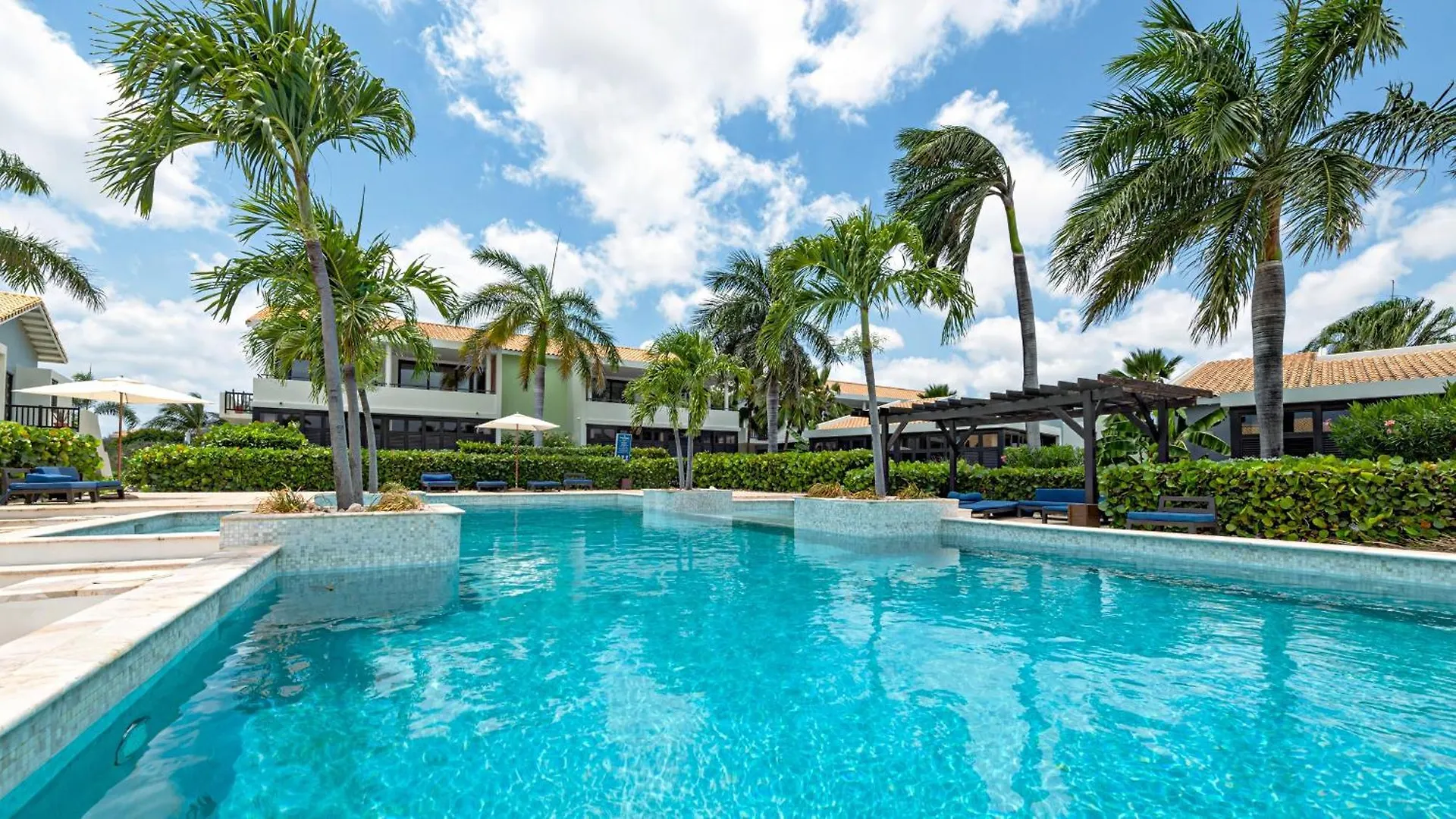Royal Garden - Blue Bay Golf & Beach Resort Willemstad